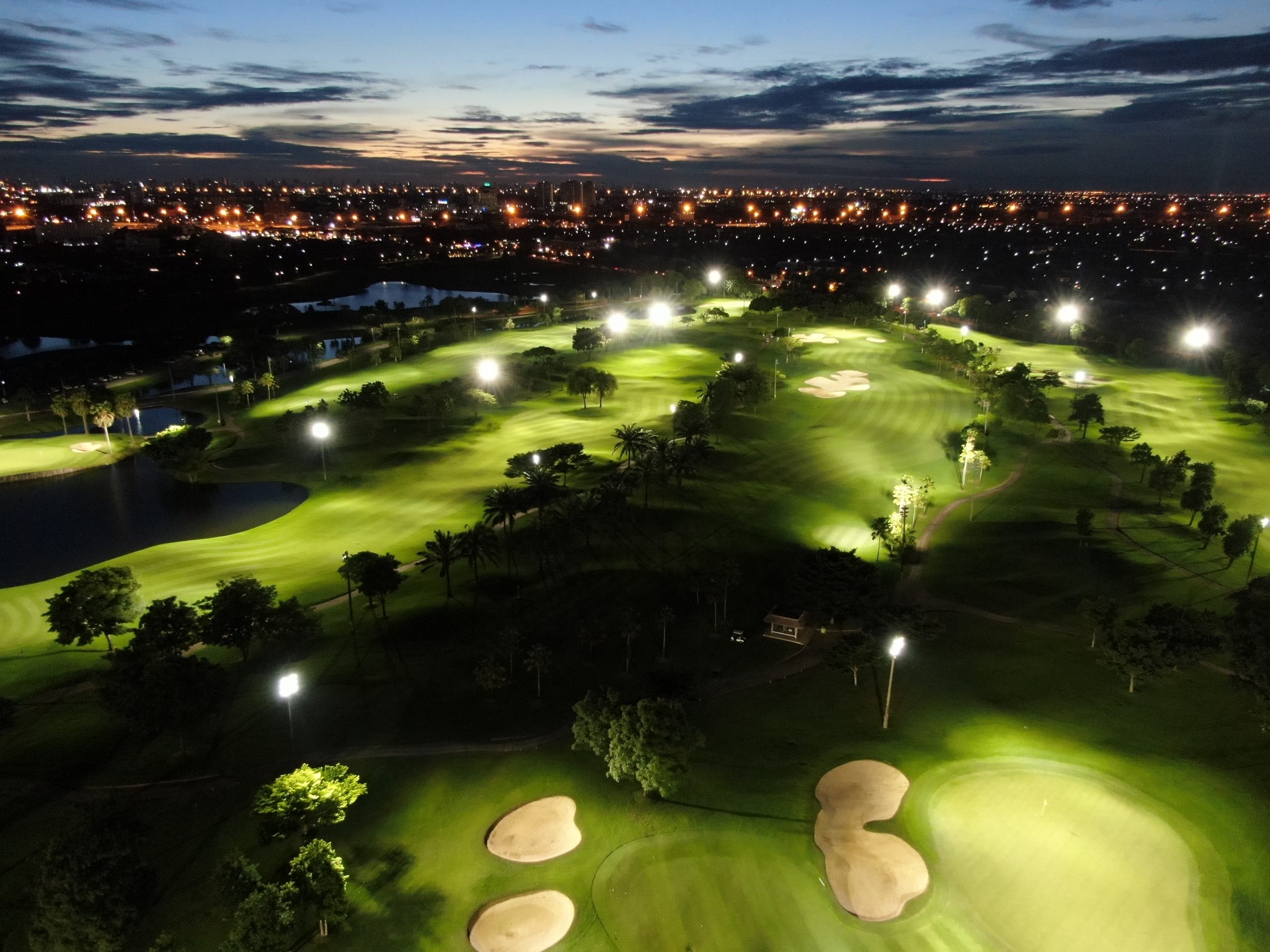ไนท์กอล์ฟ , night golf